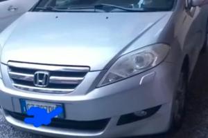 Honda fr-v 2.2 diesel