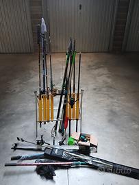 canne da pesca più attrezzature 