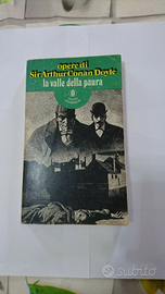 Libro Sherlock Holmes di Arthur Conan Doyle
