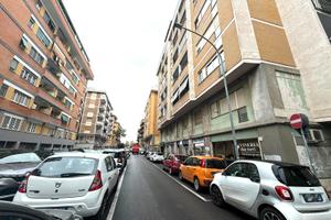 Magliana - locale commerciale