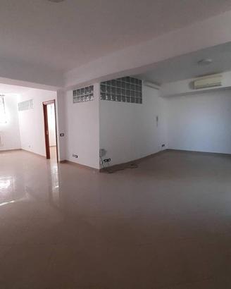 Immobile di 80 m² con 2 locali a Buccinasco