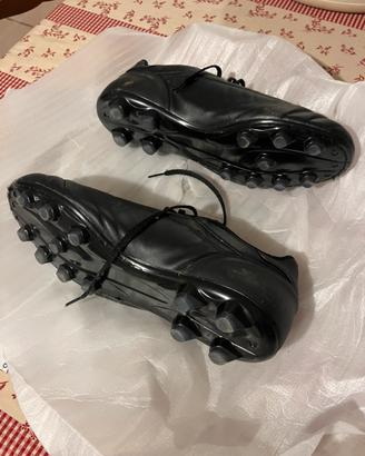 SCARPE USATE DA CALCIO