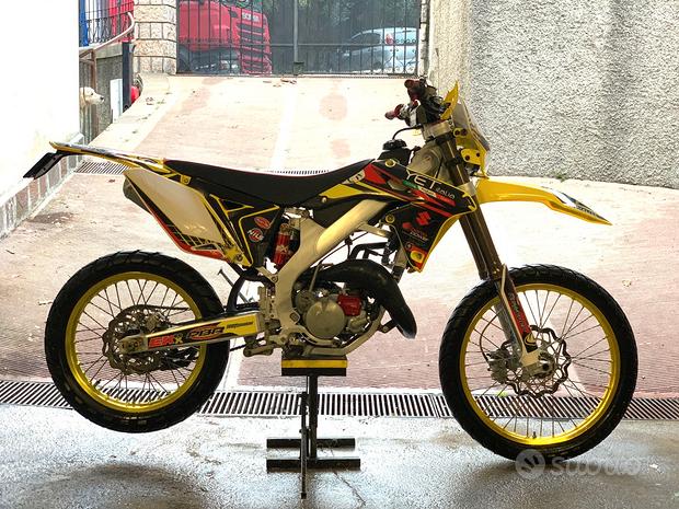 Suzuki Valenti RME 50 - 2013