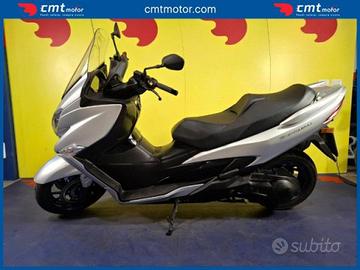 SUZUKI Burgman AN 400 Garantito e Finanziabile