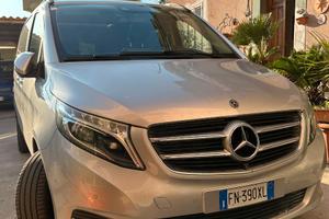 MERCEDES V 250d CON GUIDA DISABILI IN CARROZZINA