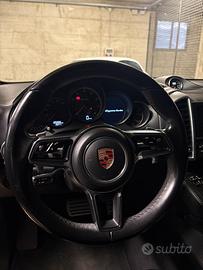 Porsche cayenne turbo