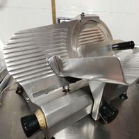 Affettatrice industriale 