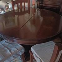 Tavolo allungabile con 4 sedie