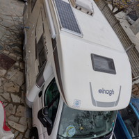 Camper semi integrale tenuto bene