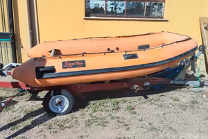 carrello gommone e motore