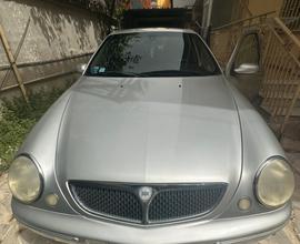 Lancia lybra leggi bene