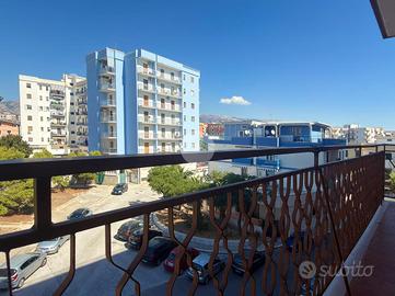 6 LOCALI A MANFREDONIA