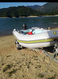 Gommone ZODIAC 340 motore tohatsu 5cv e rimorchio