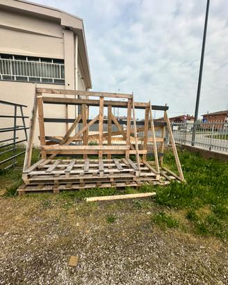 Bancali pallet cavallette in legno