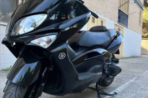 Tmax 2004 colore nero