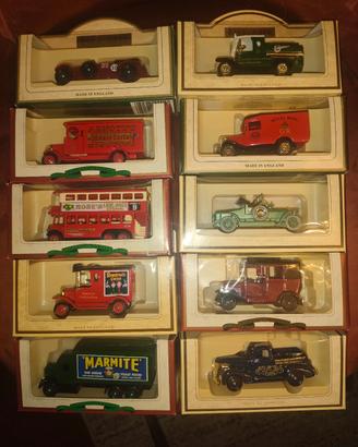 Lotto 10 auto Lledo Days Gone box vintage