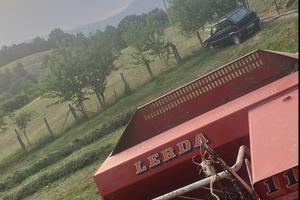 Pressa , imballatrice lerda 1100