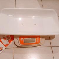 bilancia per neonati mebby