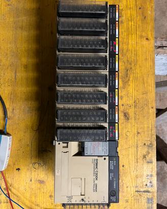 PLC OMRON