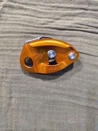 Assicuratore Petzl Grigri 2 per arrampicata