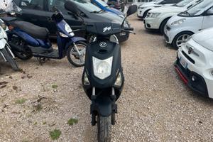 Daelim s4 cc50 perfetto come foto