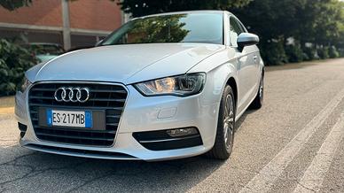 Audi A3 1.2 Tfsi Ambition S-Tronic Neopatentati