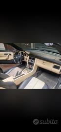Slk r170. Vernice Siam Beige interni