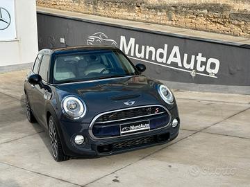 Mini 2.0 Cooper SD aut. Hype 5 porte