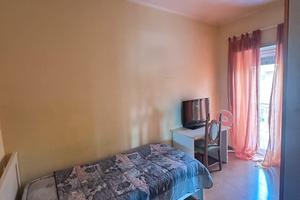 Stanza singola a Ostia