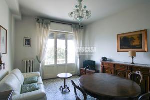 PRIMO PIANO CON BALCONE, SOFFITTA E CANTINA