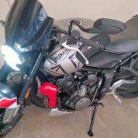 Triumph Trident 660
