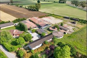 Maneggio - azienda agricola