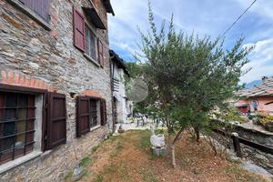 CASA INDIPENDENTE A PONT-CANAVESE