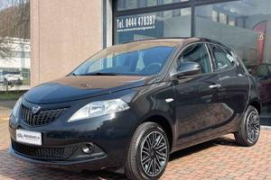 Lancia Ypsilon 1.0 FireFly 5 porte S&S Hybrid Oro