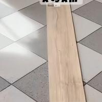 piastrelle gres porcellanato effetto legno 