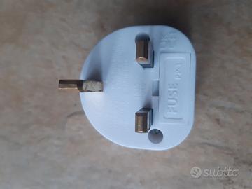 Adattatore presa  regno unito
