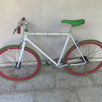 Bici Fixed (non a scatto fisso)