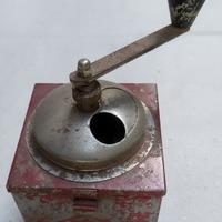 Macinacaffè Vintage Rosso "A. Brevetti T." 