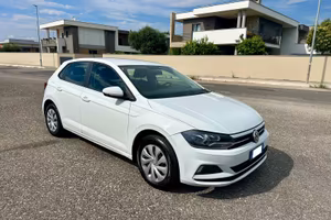Volkswagen Polo VI 1.0 65 CV OK NEOPATENTATO