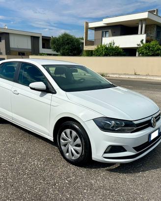 Volkswagen Polo VI 1.0 65 CV OK NEOPATENTATO