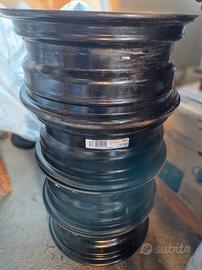 Set 4 cerchi in ferro per ruote 15 pollici