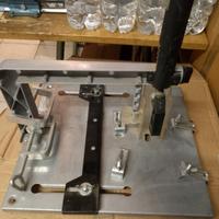 Piastra per fissare seghetto alternativo. nuova. G