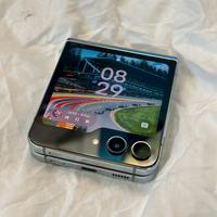 Samsung Z Flip 5