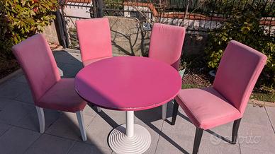 Tavolo da pranzo con 4 sedie 