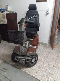 scooter per anziani e disabili come nuovo 