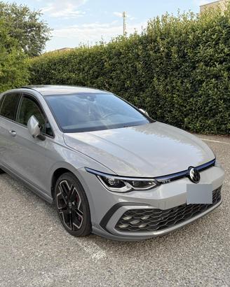 VW Golf 8 GTE ibrida plug in 245cv Full