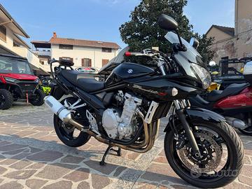 SUZUKI GSF 600 Bandit S black