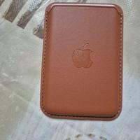 Portafoglio Apple in pelle marrone