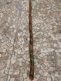 Didgeridoo Didjeridoo Didgeridu in eucalipto
