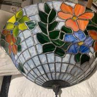 lampada da parete modello  tiffany  ben tenuta